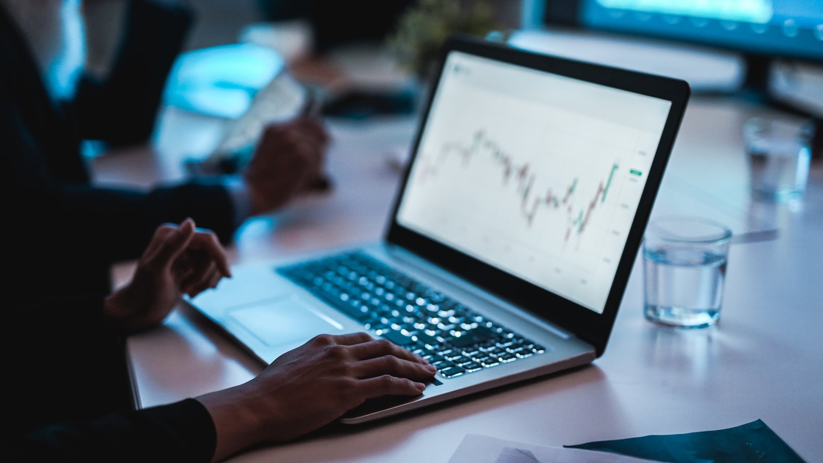 Trade Setup For Oct. 22: Nifty Support Slips To 22,700, Analysts Flag Sideways Drift Till 23,000